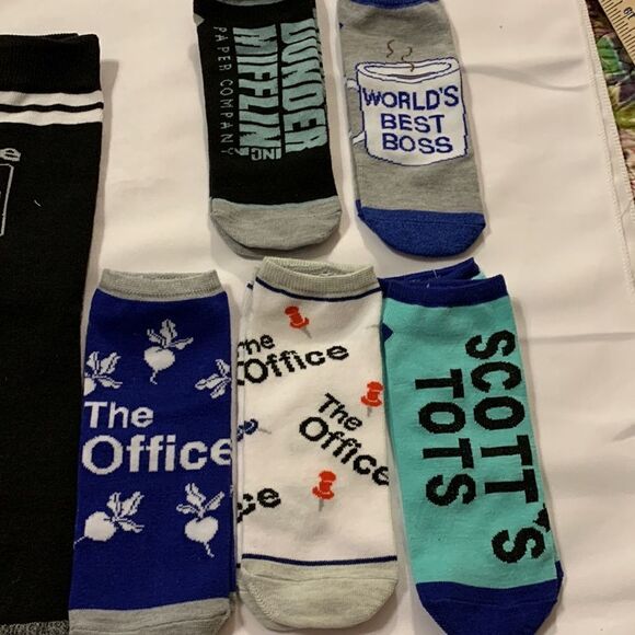 Dunder Mifflin – The Office Men’s sock assortment eight pair - Picture 2 of 3